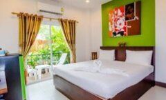 Baan Yuyen Karon Guesthouse