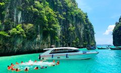 All-Day Tour of Phi Phi Islands from Phuket by Bangtao Beach Bar