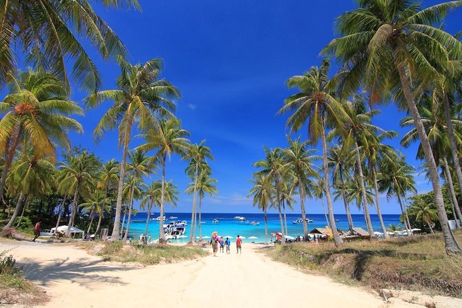 Coral Island and Racha Island by speedboat - Jet Boat Rentals