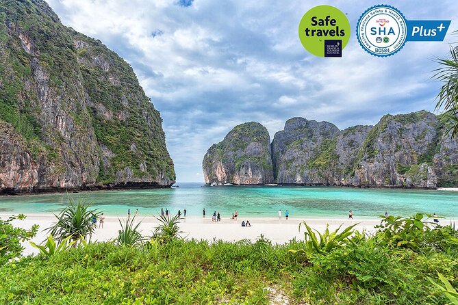 Highlights of Ko Phi Phi & Khai Islands: Khao Lak Day Tour by Bangtao Beach Bar Highlights of Ko Phi Phi & Khai Islands: Khao Lak Day Tour - Maya Bay