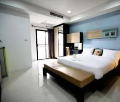 S5 Residence and Cafe S5 Residence and Cafe