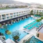 The Bay and Beach Club The Bay and Beach Club