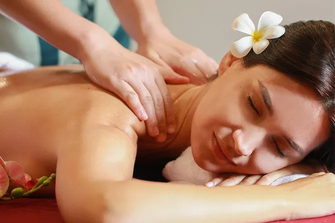 Patong 2-Hour Thai Massage and Foot Reflexology Package by Bangtao Beach Bar