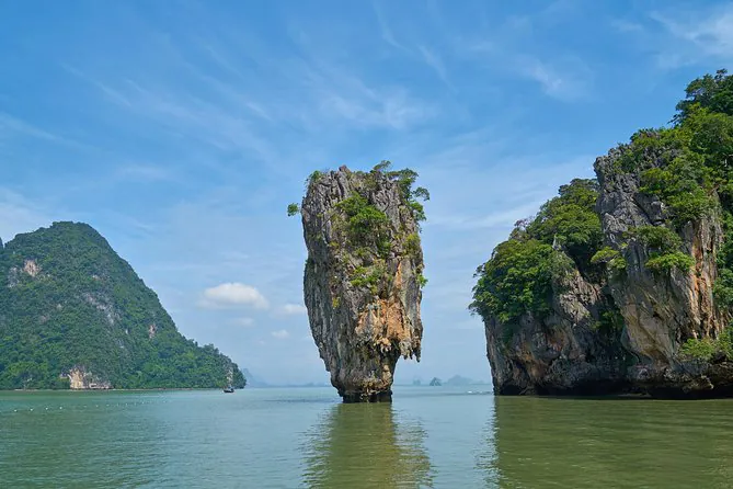 Phang Nga’s Landscape by Speed Boat by Bangtao Beach Bar Phang Nga’s Landscape by Speed Boat by Bangtao Beach Bar