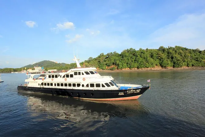 Phuket to Koh Phi Phi by Phi Phi Cruiser by Bangtao Beach Bar Phuket to Koh Phi Phi by Phi Phi Cruiser by Bangtao Beach Bar