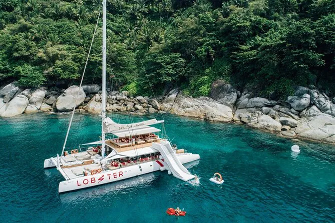 VIP Phuket Sunset Yacht Cruise by Bangtao Beach Bar VIP Phuket Sunset Yacht Cruise - Sailing